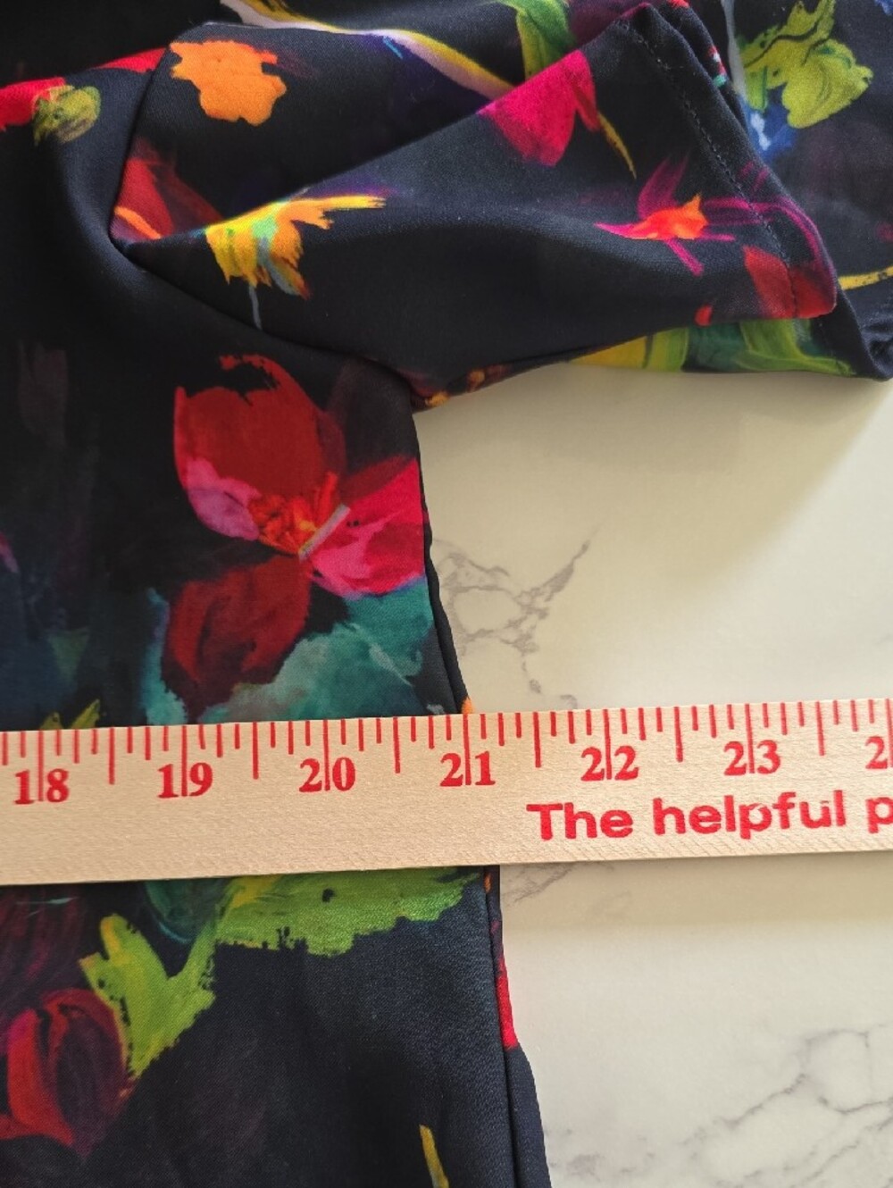 DKNY Navy Floral Short Sleeve Top with Multicolor Blooms - Picture 6 of 7